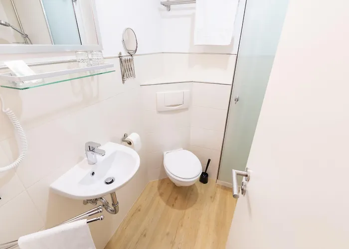 Porta Nigra 3* Трир